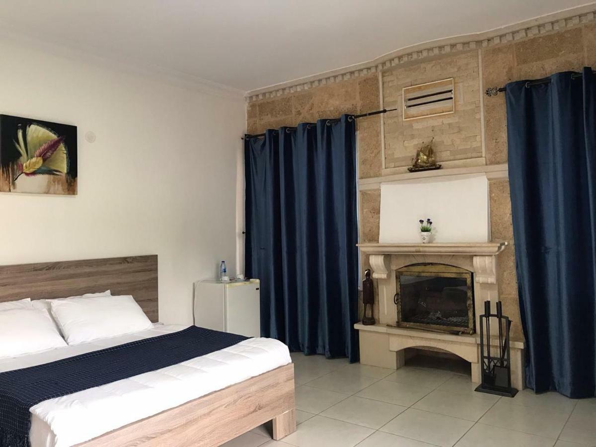 Luna Motel Naqoura Ngoại thất bức ảnh